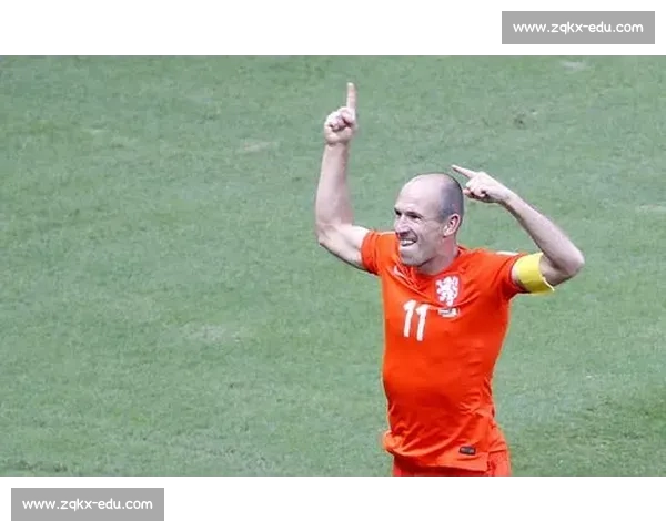 荷兰三剑客回归橙色风暴席卷16强，你期待吗